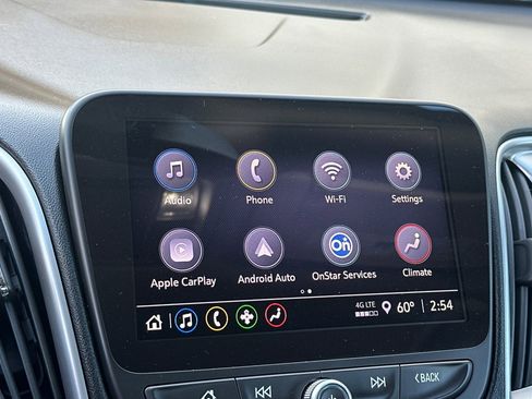 Used 2022 Chevrolet Malibu LT image 17