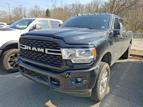 Used 2023 RAM 3500 Big Horn w/ Level 1 Equipment Group image 3