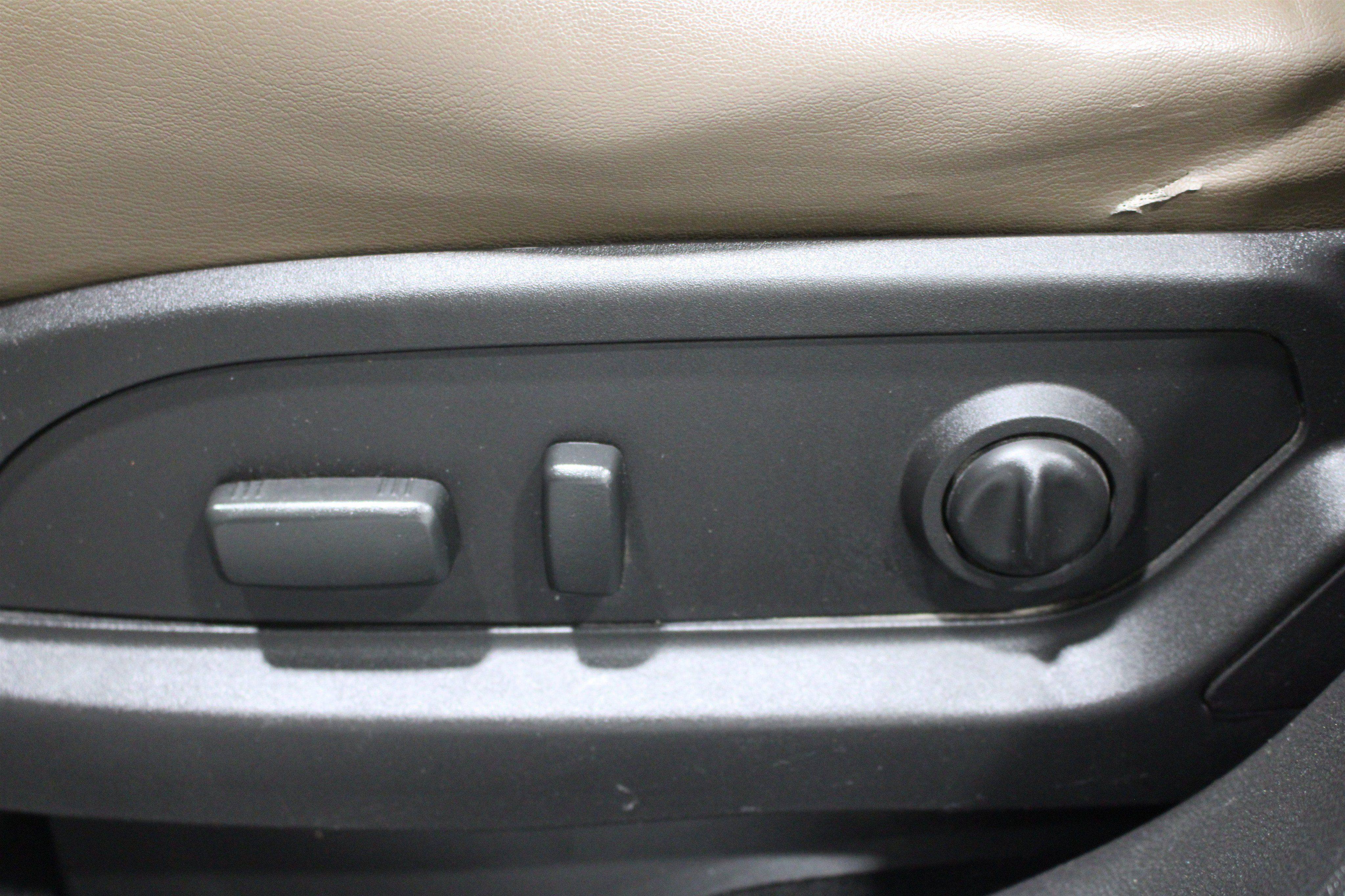 Used 2015 GMC Acadia SLT w/ Open Road Package FWD image 5