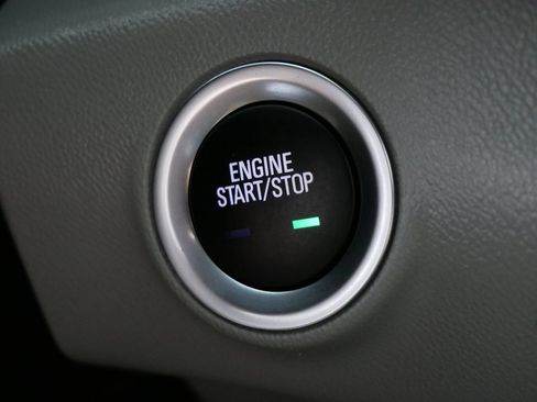 Used 2023 GMC Terrain SLE w/ Driver Convenience Package FWD image 24