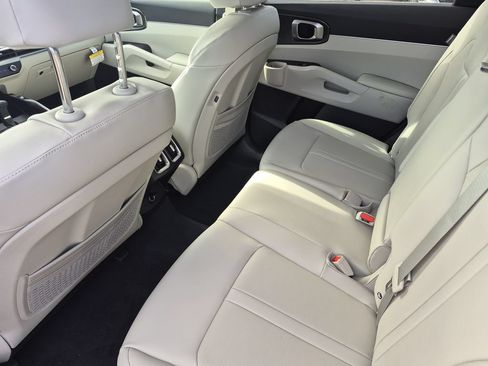 New 2026 Kia Sorento S AWD/4WD image 12