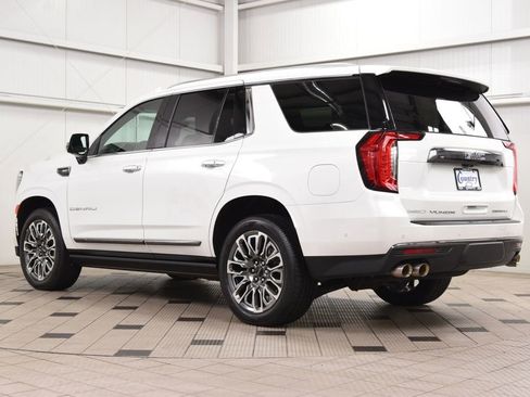 Used 2024 GMC Yukon Denali Ultimate AWD/4WD image 6