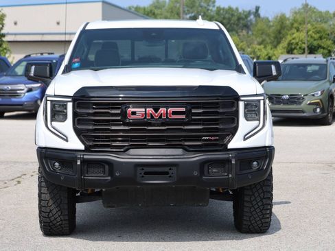 Used 2024 GMC Sierra 1500 AT4X AWD/4WD image 5