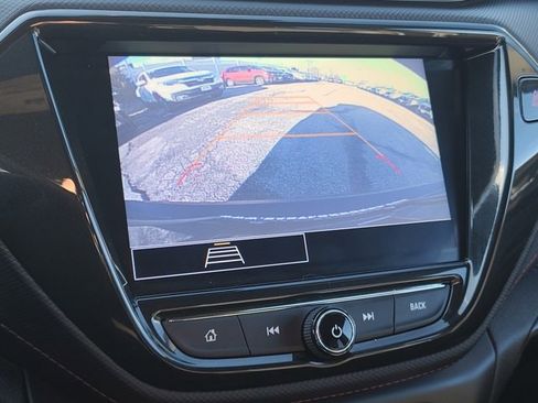 Used 2023 Chevrolet TrailBlazer RS w/ Convenience Package image 28