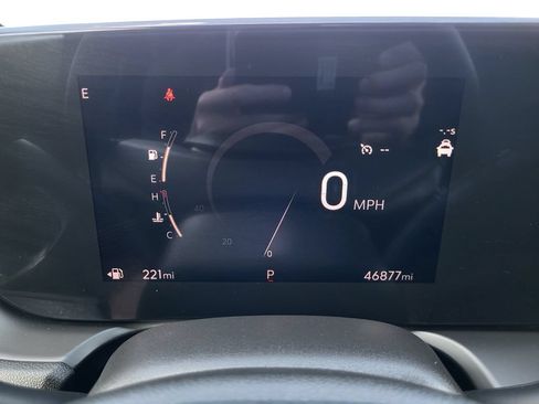 Used 2024 Buick Encore GX Sport Touring FWD image 12