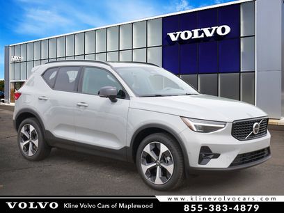 New 2026 Volvo XC40 B5 Plus w/ Protection Package Premier