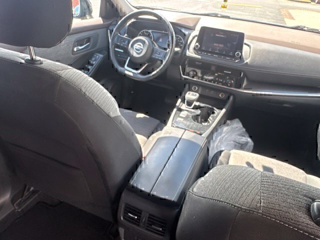 Used 2021 Nissan Rogue SV FWD image 23