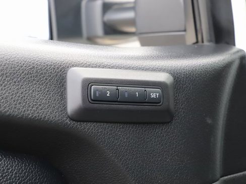 Used 2018 Nissan Titan PRO-4X image 20