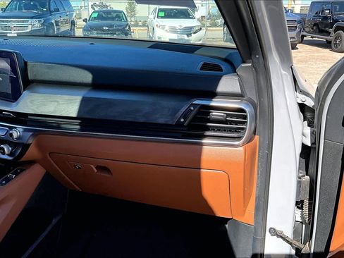 Used 2024 Kia Telluride SX X-Line image 18