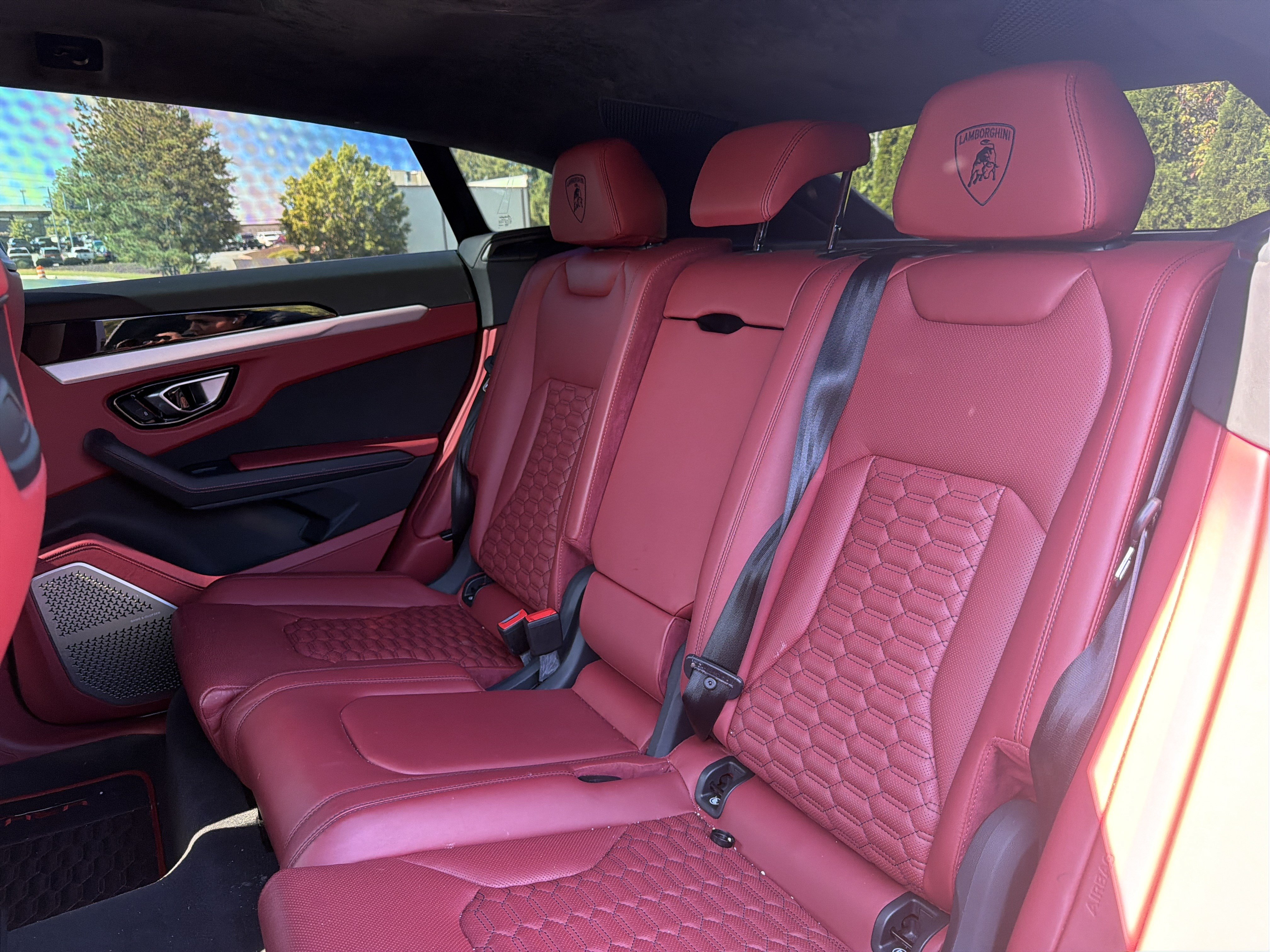 Used 2020 Lamborghini Urus AWD/4WD image 9