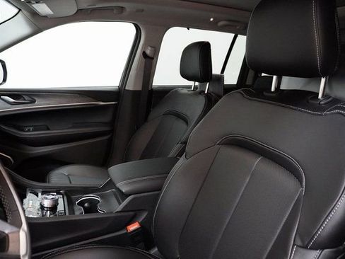 New 2024 Jeep Grand Cherokee Limited 4xe w/ Luxury Tech Group II image 11