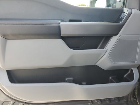 Used 2025 Ford F450 XLT w/ 360-Degree Camera Package image 25