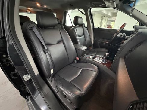 Used 2005 Cadillac SRX w/ Preferred Equipment Group AWD/4WD image 14