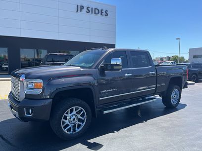 Used 2015 GMC Sierra 2500 Denali w/ Duramax Plus Package