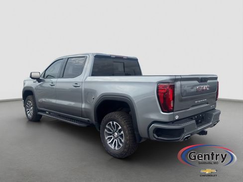 Used 2023 GMC Sierra 1500 AT4 w/ AT4 Preferred Package AWD/4WD image 4