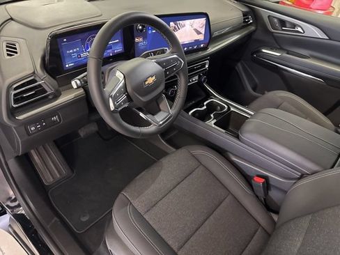 New 2026 Chevrolet Traverse LT FWD image 39