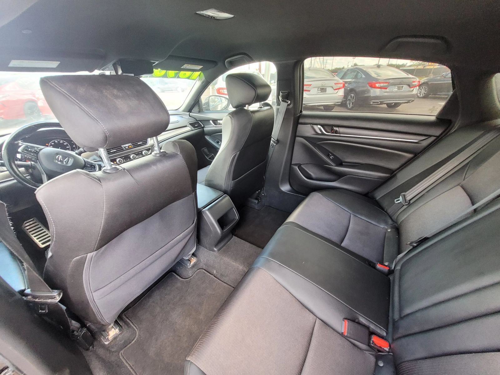 Used 2020 Honda Accord Sport image 6