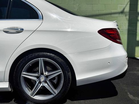 Used 2017 Mercedes-Benz E 300 w/ Premium 1 Package image 10