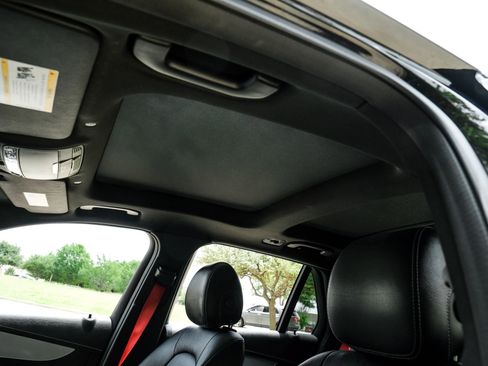 Used 2021 Mercedes-Benz GLC 43 AMG 4MATIC image 5