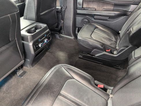 Used 2021 Ford Expedition Max Limited AWD/4WD image 19