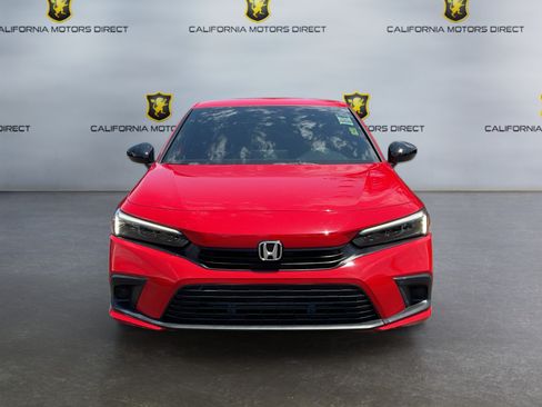 Used 2023 Honda Civic Sport image 2