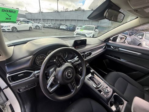 Used 2017 MAZDA CX-5 Sport image 12