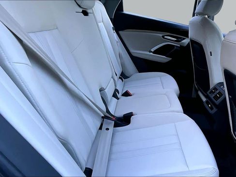 Used 2026 Audi Q5 Premium AWD/4WD image 19