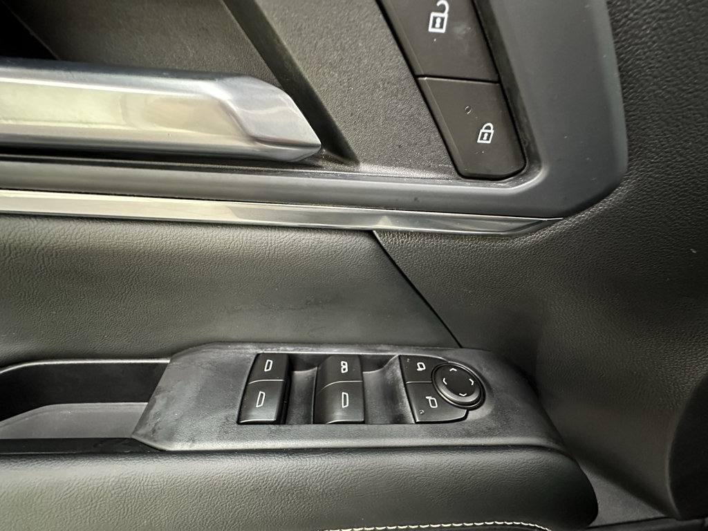 Used 2026 GMC Terrain Elevation w/ Elevation Premium Package FWD image 22