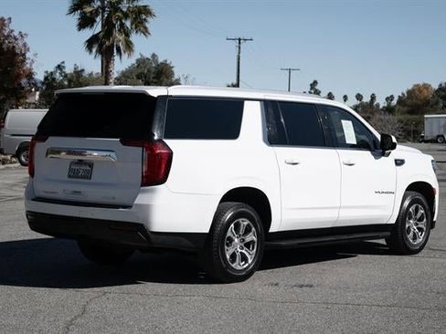 Used 2022 GMC Yukon XL SLE w/ Gmc Pro Safety Plus Package image 76