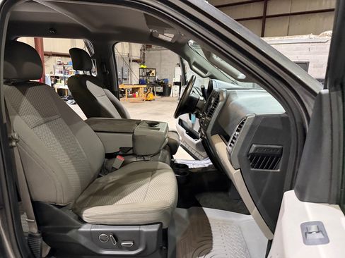 Used 2015 Ford F150 XLT w/ Equipment Group 302A Luxury RWD image 25
