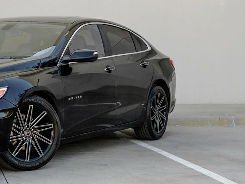 Used 2020 Chevrolet Malibu Premier image 13