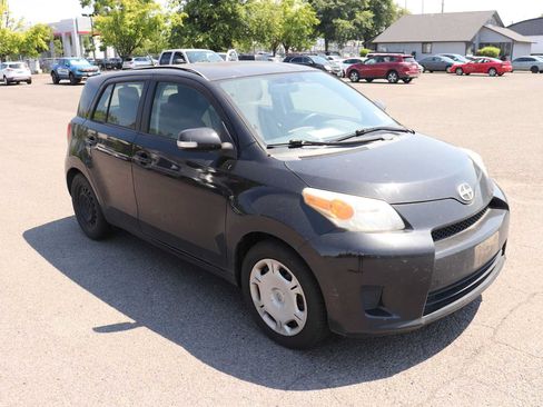 Used 2012 Scion xD FWD image 3