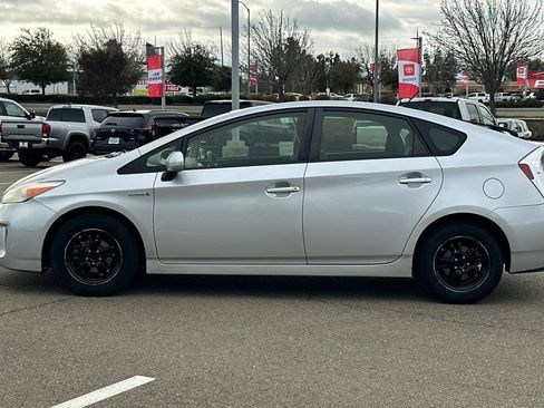 Used 2013 Toyota Prius Two image 7