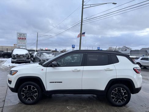 Used 2019 Jeep Compass Trailhawk image 6