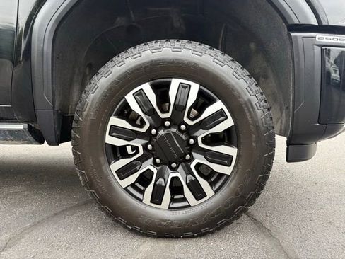 Used 2024 GMC Sierra 2500 Denali Ultimate w/ Max Trailering Package AWD/4WD image 17