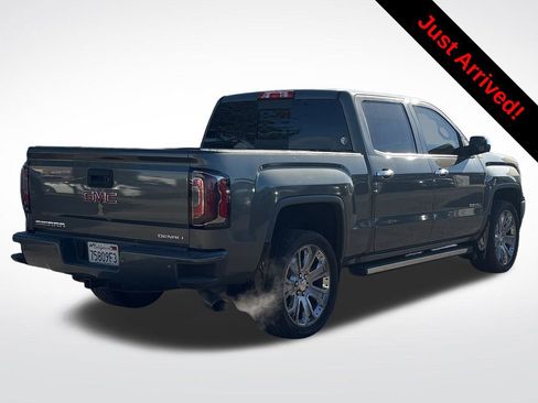 Used 2018 GMC Sierra 1500 Denali w/ Denali Ultimate Package image 2
