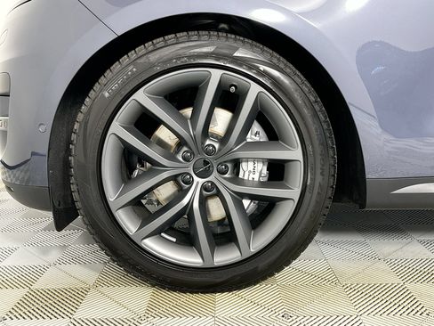 Used 2026 Land Rover Range Rover Sport SE AWD/4WD image 9