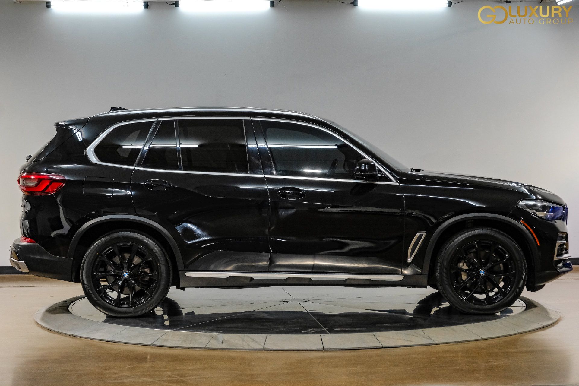Used 2023 BMW X5 xDrive40i AWD/4WD image 9