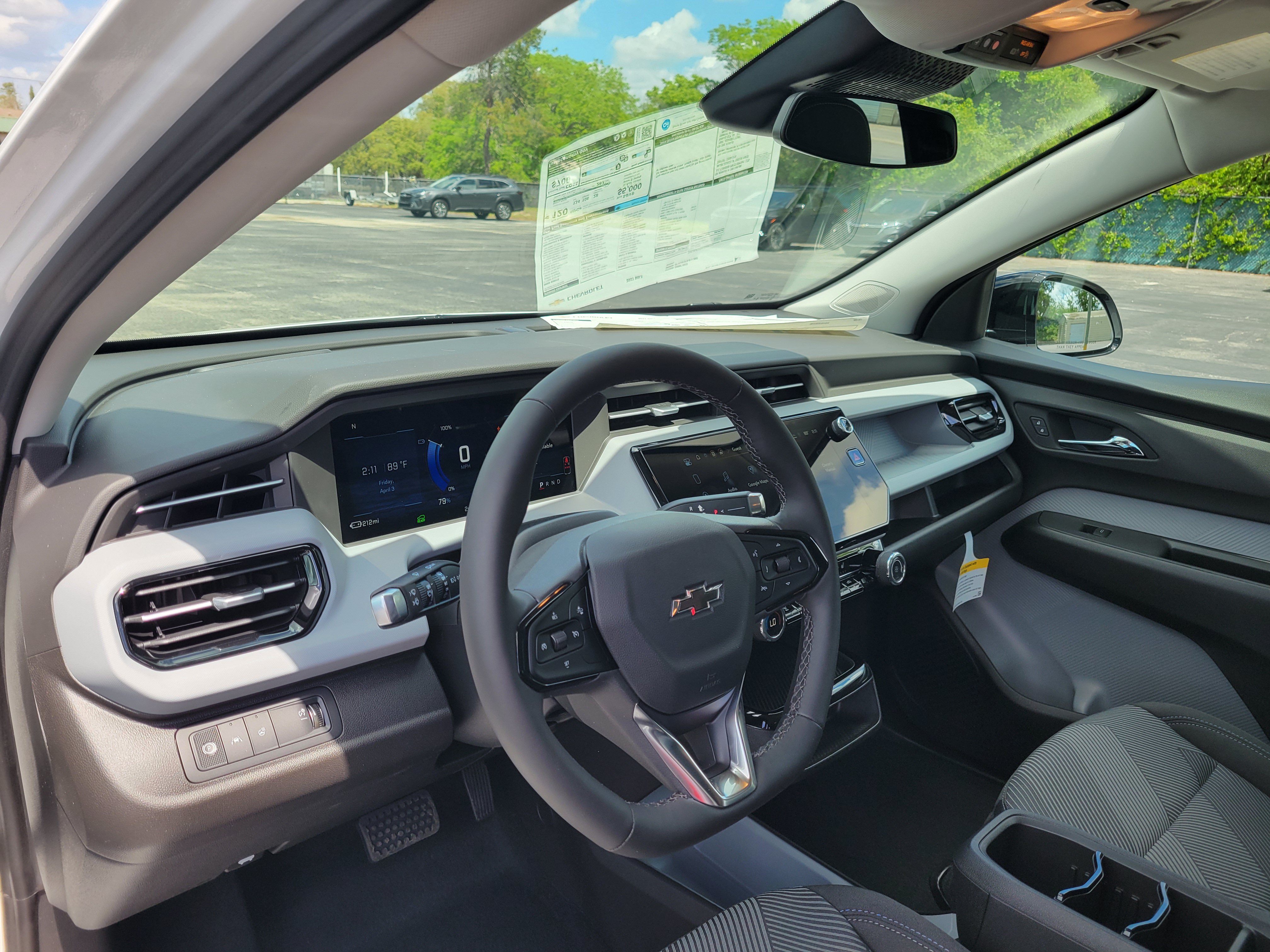 New 2027 Chevrolet Bolt LT w/ Comfort Package FWD image 27