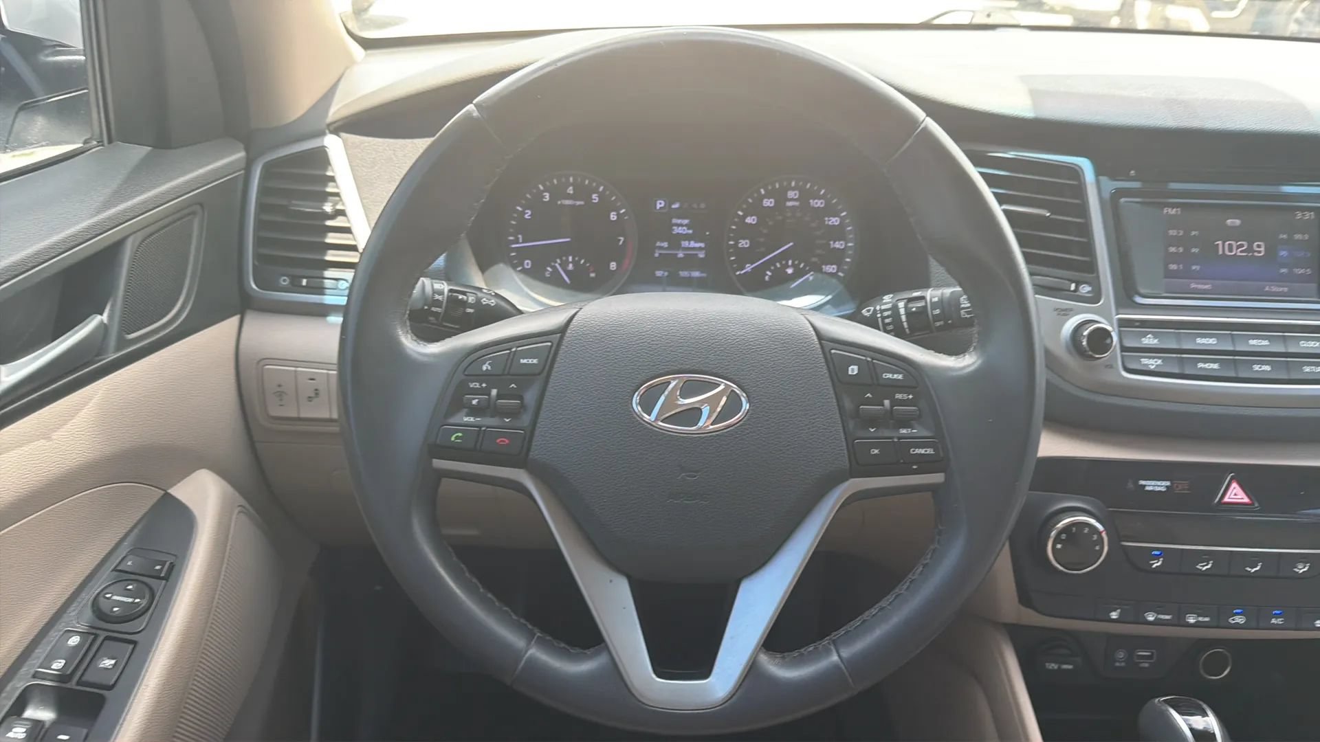 Used 2016 Hyundai Tucson Sport FWD image 10