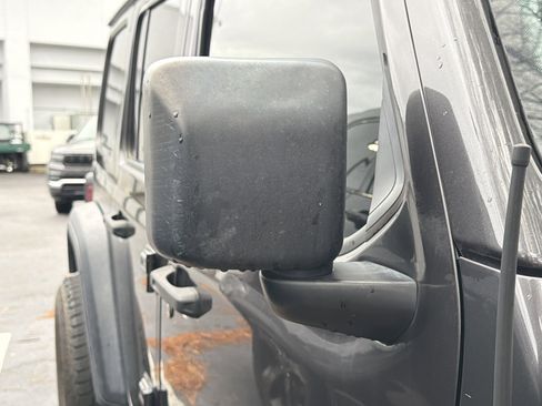 Used 2021 Jeep Wrangler Unlimited Sport S w/ Sun And Sound Package image 9