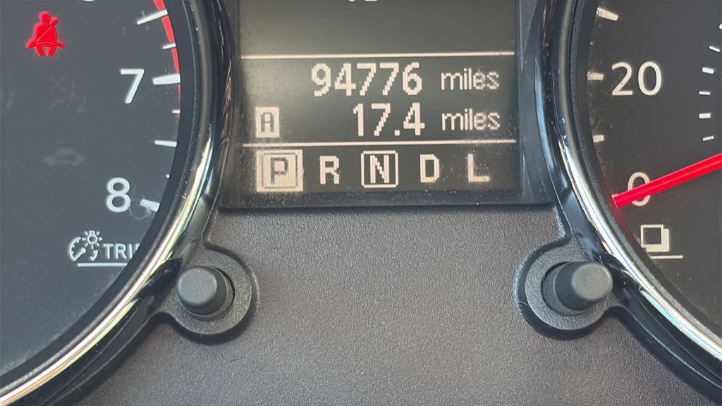 Used 2011 Nissan Rogue S AWD/4WD image 21