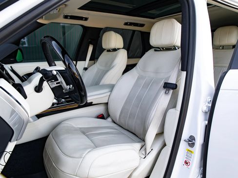 Used 2023 Land Rover Range Rover SE AWD/4WD image 33