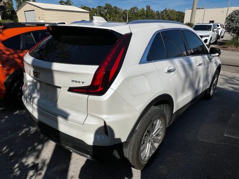 Used 2024 Cadillac XT4 Premium Luxury w/ Technology Package image 4