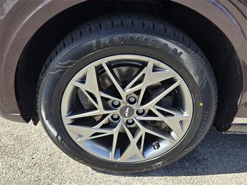 Certified 2022 Genesis GV70 2.5T w/ Select Package image 10