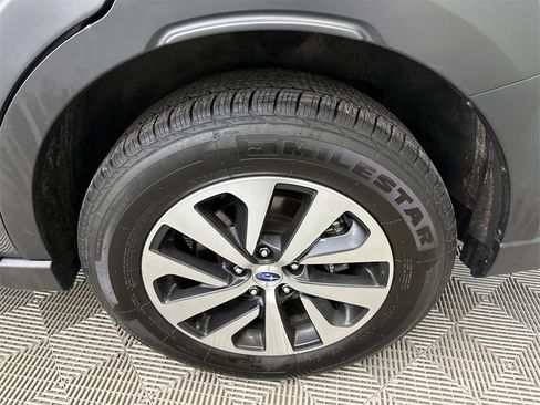 Used 2024 Subaru Outback Premium image 21