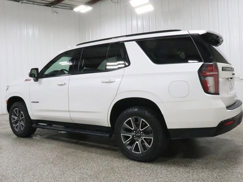 Used 2024 Chevrolet Tahoe Z71 w/ Luxury Package image 3