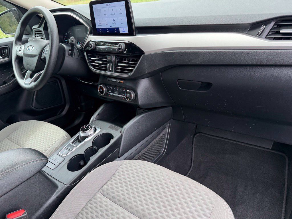 Certified 2020 Ford Escape SE AWD/4WD image 19