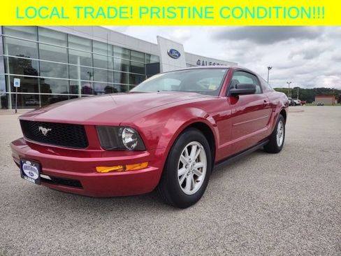 Used 2005 Ford Mustang Coupe RWD image 1
