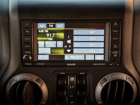 Used 2016 Jeep Wrangler Unlimited Sport w/ Quick Order Package 24S image 22